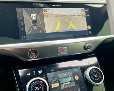 Черный Ягуар I-Pace, объемом двигателя 0 л и пробегом 41 тыс. км за 50999 $, фото 46 на Automoto.ua