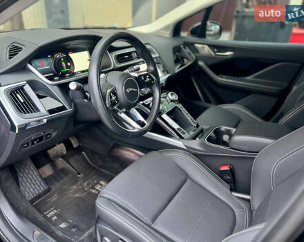Черный Ягуар I-Pace, объемом двигателя 0 л и пробегом 57 тыс. км за 31500 $, фото 18 на Automoto.ua