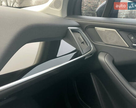 Черный Ягуар I-Pace, объемом двигателя 0 л и пробегом 64 тыс. км за 35900 $, фото 48 на Automoto.ua