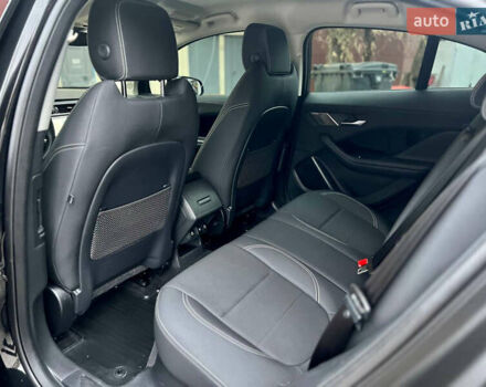 Черный Ягуар I-Pace, объемом двигателя 0 л и пробегом 57 тыс. км за 31500 $, фото 22 на Automoto.ua
