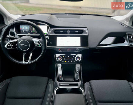 Черный Ягуар I-Pace, объемом двигателя 0 л и пробегом 57 тыс. км за 31500 $, фото 29 на Automoto.ua