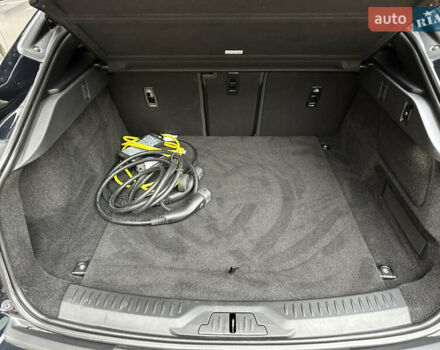 Черный Ягуар I-Pace, объемом двигателя 0 л и пробегом 29 тыс. км за 41900 $, фото 35 на Automoto.ua