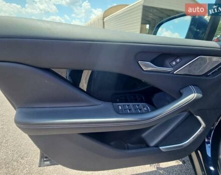 Черный Ягуар I-Pace, объемом двигателя 0 л и пробегом 24 тыс. км за 27000 $, фото 8 на Automoto.ua