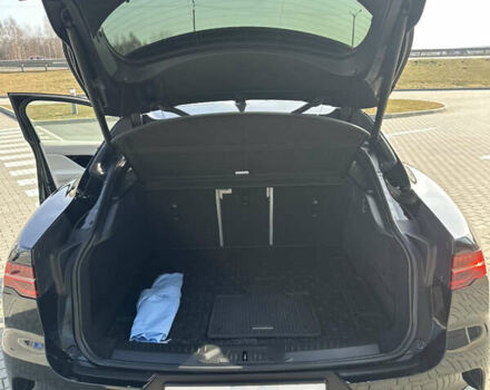 Черный Ягуар I-Pace, объемом двигателя 0 л и пробегом 22 тыс. км за 52000 $, фото 37 на Automoto.ua