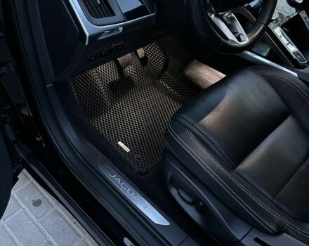 Ягуар I-Pace 2018 в Тернополе на Automoto.ua Черный Ягуар I-Pace, объемом двигателя 0 л и пробегом 156 тыс. км за 30000 $, фото 2 на Automoto.ua