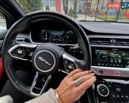 Черный Ягуар I-Pace, объемом двигателя 0 л и пробегом 94 тыс. км за 30500 $, фото 1 на Automoto.ua