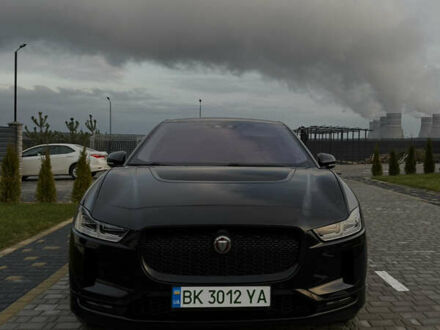 Черный Ягуар I-Pace, объемом двигателя 0 л и пробегом 115 тыс. км за 26800 $, фото 1 на Automoto.ua