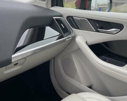 Красный Ягуар I-Pace, объемом двигателя 0 л и пробегом 107 тыс. км за 23500 $, фото 65 на Automoto.ua