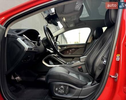 Красный Ягуар I-Pace, объемом двигателя 0 л и пробегом 120 тыс. км за 22990 $, фото 96 на Automoto.ua