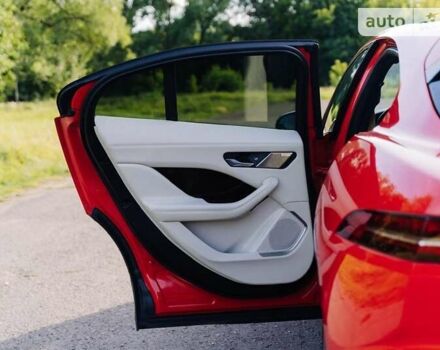 Красный Ягуар I-Pace, объемом двигателя 0 л и пробегом 115 тыс. км за 23200 $, фото 30 на Automoto.ua