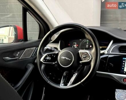 Красный Ягуар I-Pace, объемом двигателя 0 л и пробегом 120 тыс. км за 22990 $, фото 78 на Automoto.ua