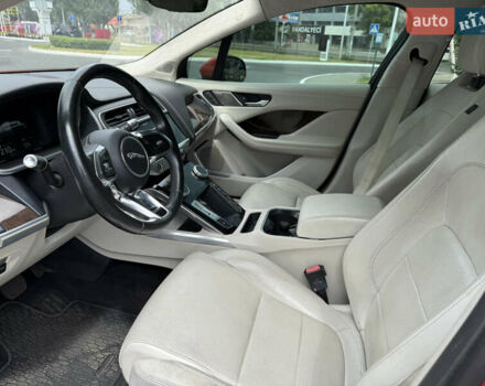 Червоний Ягуар I-Pace, об'ємом двигуна 0 л та пробігом 45 тис. км за 27770 $, фото 43 на Automoto.ua