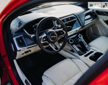 Красный Ягуар I-Pace, объемом двигателя 0 л и пробегом 115 тыс. км за 23200 $, фото 63 на Automoto.ua