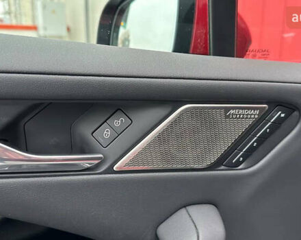 Красный Ягуар I-Pace, объемом двигателя 0 л и пробегом 95 тыс. км за 29000 $, фото 23 на Automoto.ua