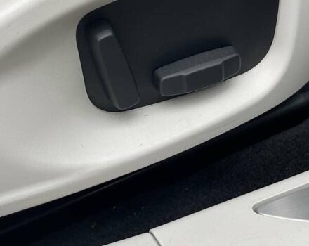 Красный Ягуар I-Pace, объемом двигателя 0 л и пробегом 107 тыс. км за 23500 $, фото 80 на Automoto.ua