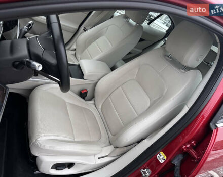 Красный Ягуар I-Pace, объемом двигателя 0 л и пробегом 100 тыс. км за 23900 $, фото 65 на Automoto.ua