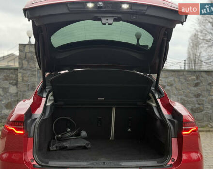 Красный Ягуар I-Pace, объемом двигателя 0 л и пробегом 158 тыс. км за 25999 $, фото 46 на Automoto.ua