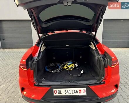 Красный Ягуар I-Pace, объемом двигателя 0 л и пробегом 120 тыс. км за 22990 $, фото 53 на Automoto.ua