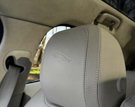 Красный Ягуар I-Pace, объемом двигателя 0 л и пробегом 125 тыс. км за 25500 $, фото 15 на Automoto.ua