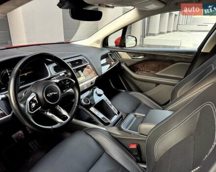 Красный Ягуар I-Pace, объемом двигателя 0 л и пробегом 120 тыс. км за 22990 $, фото 60 на Automoto.ua
