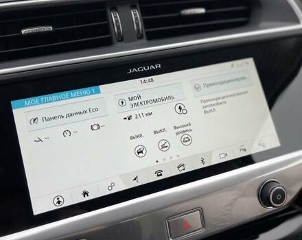 Красный Ягуар I-Pace, объемом двигателя 0 л и пробегом 107 тыс. км за 23500 $, фото 86 на Automoto.ua