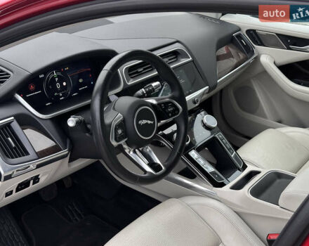 Красный Ягуар I-Pace, объемом двигателя 0 л и пробегом 100 тыс. км за 23900 $, фото 35 на Automoto.ua