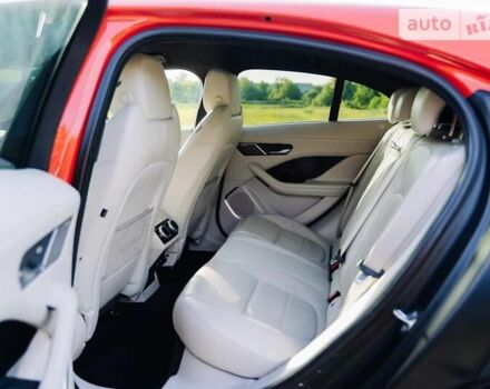 Красный Ягуар I-Pace, объемом двигателя 0 л и пробегом 115 тыс. км за 23200 $, фото 5 на Automoto.ua