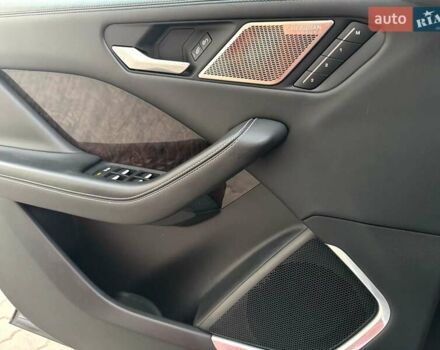 Красный Ягуар I-Pace, объемом двигателя 0 л и пробегом 120 тыс. км за 22990 $, фото 77 на Automoto.ua
