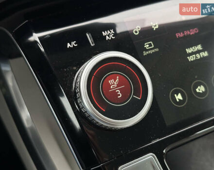 Красный Ягуар I-Pace, объемом двигателя 0 л и пробегом 100 тыс. км за 23900 $, фото 52 на Automoto.ua