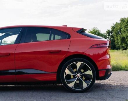Красный Ягуар I-Pace, объемом двигателя 0 л и пробегом 115 тыс. км за 23200 $, фото 57 на Automoto.ua