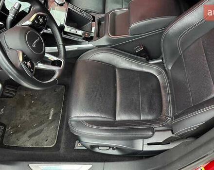 Красный Ягуар I-Pace, объемом двигателя 0 л и пробегом 95 тыс. км за 29000 $, фото 24 на Automoto.ua