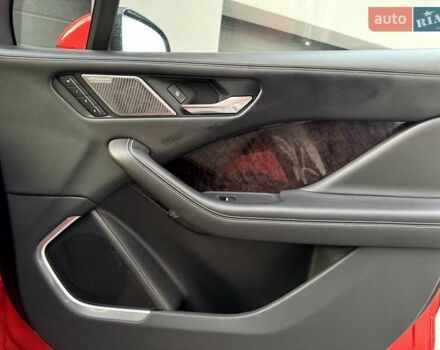 Красный Ягуар I-Pace, объемом двигателя 0 л и пробегом 120 тыс. км за 22990 $, фото 69 на Automoto.ua