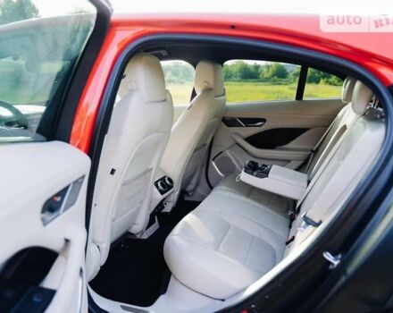 Красный Ягуар I-Pace, объемом двигателя 0 л и пробегом 115 тыс. км за 23200 $, фото 28 на Automoto.ua