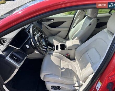 Красный Ягуар I-Pace, объемом двигателя 0 л и пробегом 88 тыс. км за 30000 $, фото 17 на Automoto.ua