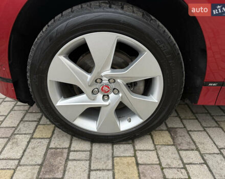 Красный Ягуар I-Pace, объемом двигателя 0 л и пробегом 158 тыс. км за 25999 $, фото 43 на Automoto.ua