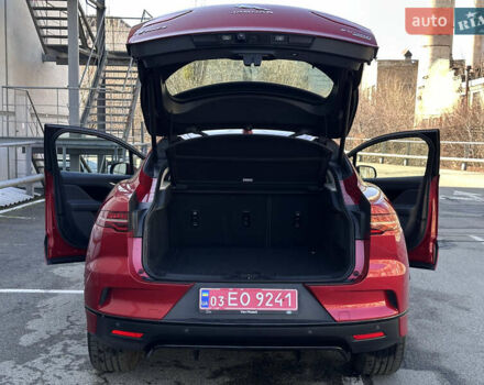 Красный Ягуар I-Pace, объемом двигателя 0 л и пробегом 110 тыс. км за 23999 $, фото 79 на Automoto.ua