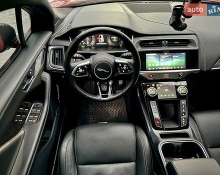 Красный Ягуар I-Pace, объемом двигателя 0 л и пробегом 142 тыс. км за 23500 $, фото 76 на Automoto.ua