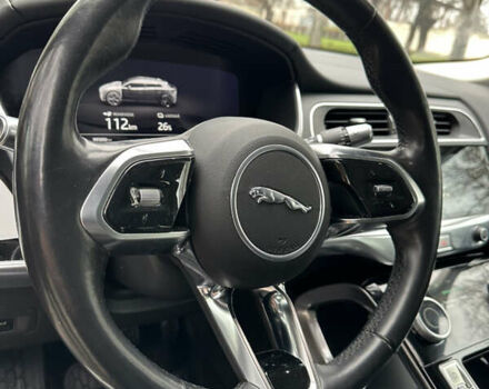Красный Ягуар I-Pace, объемом двигателя 0 л и пробегом 96 тыс. км за 27000 $, фото 48 на Automoto.ua