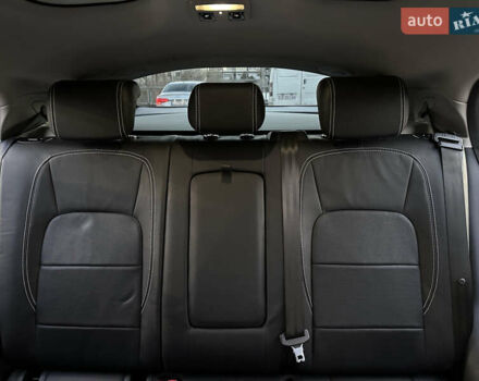 Красный Ягуар I-Pace, объемом двигателя 0 л и пробегом 163 тыс. км за 21999 $, фото 67 на Automoto.ua