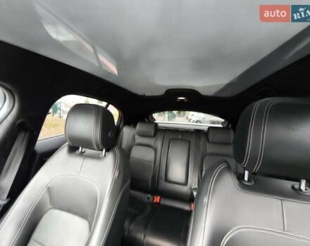 Красный Ягуар I-Pace, объемом двигателя 0 л и пробегом 155 тыс. км за 25999 $, фото 59 на Automoto.ua