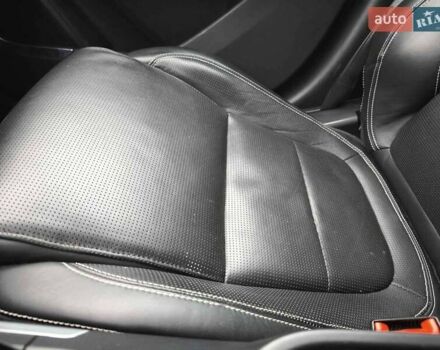 Красный Ягуар I-Pace, объемом двигателя 0 л и пробегом 155 тыс. км за 25999 $, фото 68 на Automoto.ua