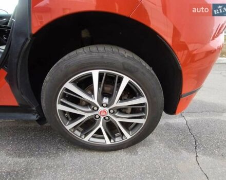 Красный Ягуар I-Pace, объемом двигателя 0 л и пробегом 155 тыс. км за 25999 $, фото 49 на Automoto.ua