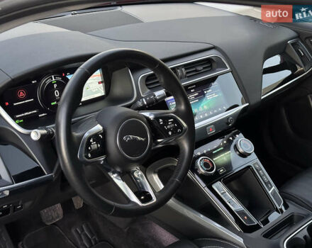 Красный Ягуар I-Pace, объемом двигателя 0 л и пробегом 163 тыс. км за 21999 $, фото 32 на Automoto.ua