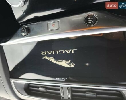 Красный Ягуар I-Pace, объемом двигателя 0 л и пробегом 155 тыс. км за 25999 $, фото 39 на Automoto.ua