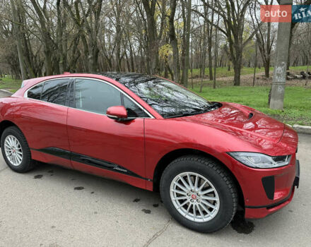 Красный Ягуар I-Pace, объемом двигателя 0 л и пробегом 96 тыс. км за 27000 $, фото 39 на Automoto.ua