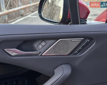 Красный Ягуар I-Pace, объемом двигателя 0 л и пробегом 163 тыс. км за 21999 $, фото 30 на Automoto.ua