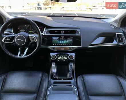 Красный Ягуар I-Pace, объемом двигателя 0 л и пробегом 110 тыс. км за 23999 $, фото 57 на Automoto.ua