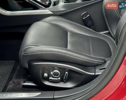 Красный Ягуар I-Pace, объемом двигателя 0 л и пробегом 142 тыс. км за 23500 $, фото 65 на Automoto.ua