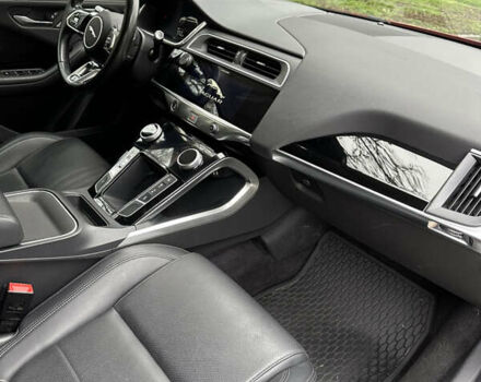 Красный Ягуар I-Pace, объемом двигателя 0 л и пробегом 96 тыс. км за 27000 $, фото 60 на Automoto.ua