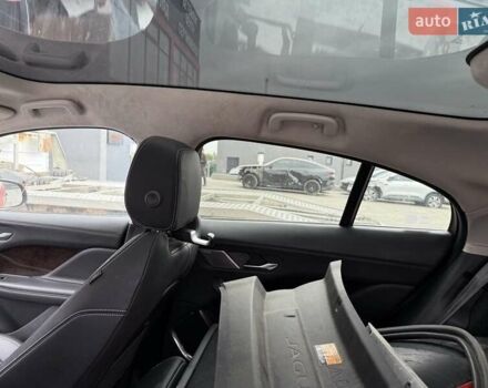 Красный Ягуар I-Pace, объемом двигателя 0 л и пробегом 98 тыс. км за 18900 $, фото 14 на Automoto.ua